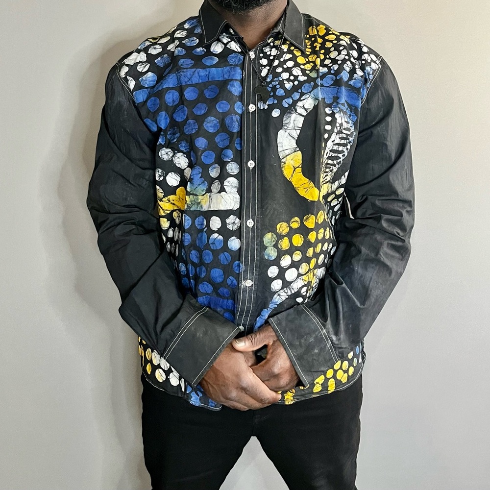 Batik Style African Men Button Down Collared Shirt Size L-XL